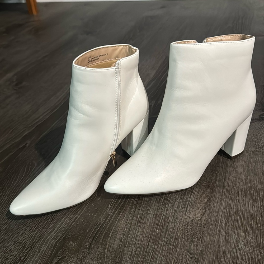 Lulus booty heels